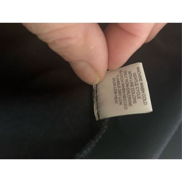 Van Heusen Women's Button Three Quarter Sleeve Button Down Shirt Black Size XS - Picture 7 of 7